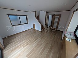 中野区沼袋2丁目戸建 3階2LDKのリビング/ダイニング