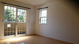 東急こどもの国線 恩田駅 徒歩13分の賃貸アパート 1階1LDKのリビング/ダイニング