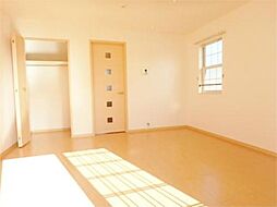 アクティブ　シックス 201 2階1Kのリビング/ダイニング