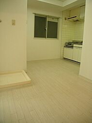 サンビラ大手前 8階2DKのリビング/ダイニング