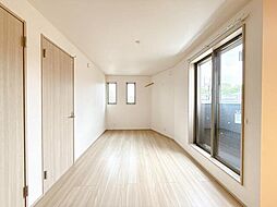 レゴリス 3階ワンルームのリビング/ダイニング