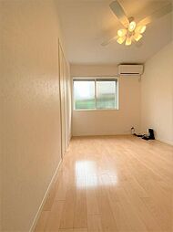 アザーレ中河原 103 1階ワンルームのリビング/ダイニング