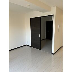 ヒルズ要町 6階1DKのリビング/ダイニング