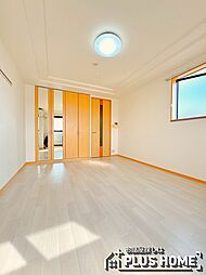 ピースフル モア メルセ 201 2階1Kのリビング/ダイニング