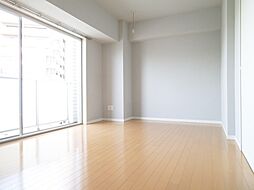お部屋は広々9帖！