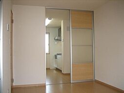 グランフィールド松江II 3階1LDKのリビング/ダイニング