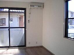 ハイカムールおゆみ野 2階2Kのリビング/ダイニング