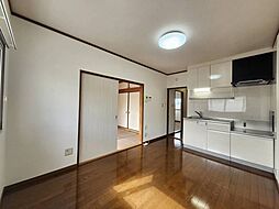 サンステージ・ユキ0 201 2階2DKのリビング/ダイニング