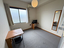 RUF 2階1Kのリビング/ダイニング