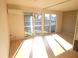 JR相模線 南橋本駅 徒歩10分の賃貸アパート 3階1LDKのリビング/ダイニング