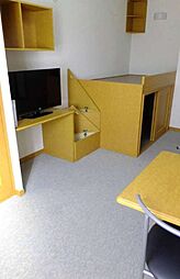 レオパレスレイルサイド高根台 2階1Kのリビング/ダイニング