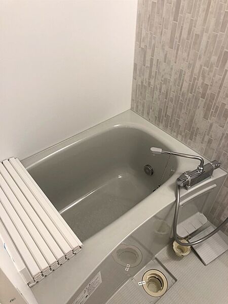 D-room西平山B棟