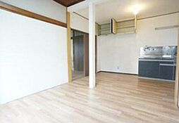 アーバンハイツ六実 1階1LDKのリビング/ダイニング