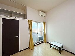 レオネクストカーサレフィナード 1階1Kのリビング/ダイニング