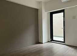 ピアース中野坂上 地下1階1LDKのリビング/ダイニング