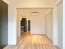 ZOOM高田馬場 7階1DKのリビング/ダイニング