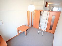 レオパレスＡｃｃｅｓｓ 2階1Kのリビング/ダイニング