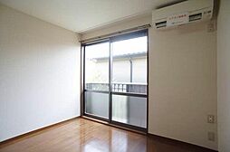 レジデンス クリスタニア 2階1Kのリビング/ダイニング