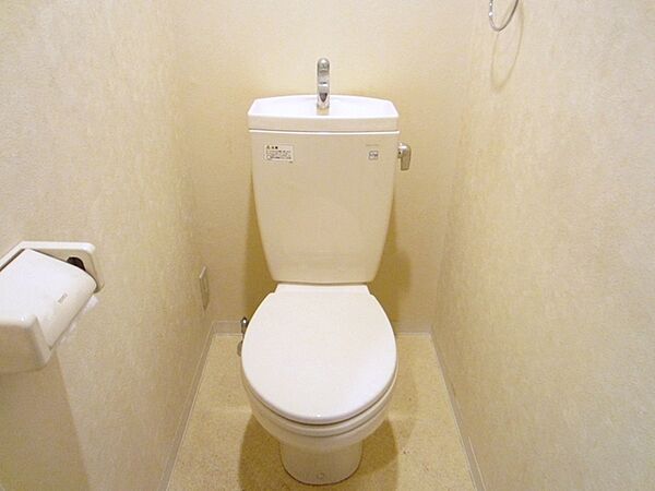 画像10:清潔感のあるおトイレです