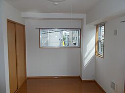 ファーテル・ナツメ 3階1Kのリビング/ダイニング