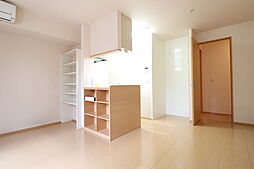 第3コスモスヴィラ 103 1階1LDKのリビング/ダイニング