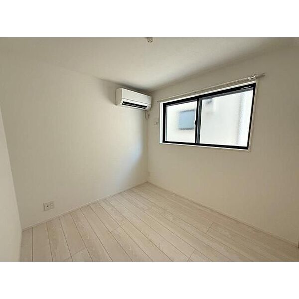 detached 東京都八王子市子安町２丁目35-14

地図を見る