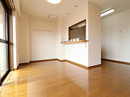 ロイヤルプレイス010 405