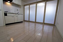 apro-k 3階1DKのリビング/ダイニング