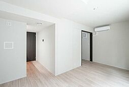 ウェルスクエア駒場東大前 1階1LDKのリビング/ダイニング