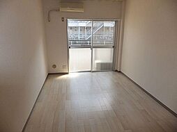 リバーサイドハイツ 1階1Kのリビング/ダイニング