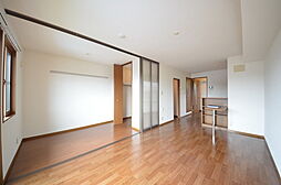 セジュール多摩境 1階1LDKのリビング/ダイニング