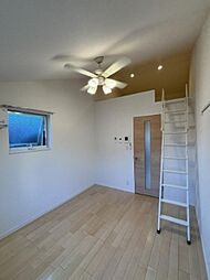 アザーレ調布 1階1Kのリビング/ダイニング