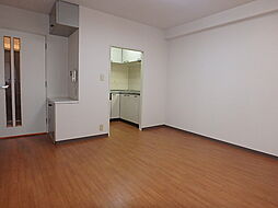 JR総武線 市川駅 徒歩2分の賃貸マンション 9階1LDKのリビング/ダイニング