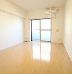 ルミエール 6階1Kのリビング/ダイニング