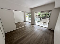 PLENDY HILLS高幡不動1 201 2階2LDKのリビング/ダイニング