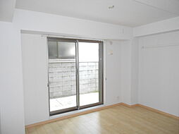 ＣｏＣｏ東山三条 1階3LDKのリビング/ダイニング