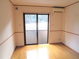 クレストヒル 206 2階1Kのリビング/ダイニング