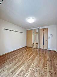 ラ・メールＡＫＡＩ 2階1Kのリビング/ダイニング