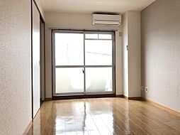 シアトリカル都賀 3階ワンルームのリビング/ダイニング