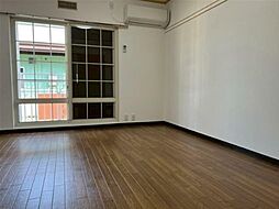 ロイヤル湘南 1階1Kのリビング/ダイニング