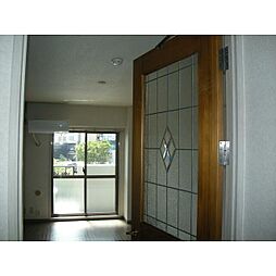 ドエルフローラII 201 2階1Kのリビング/ダイニング