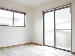 セカンドダウン 2階1Kのリビング/ダイニング