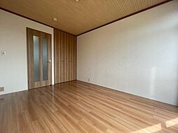 アゼリア 1階1Kのリビング/ダイニング