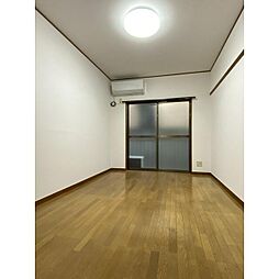 エメラルドコーポ 1階1Kのリビング/ダイニング