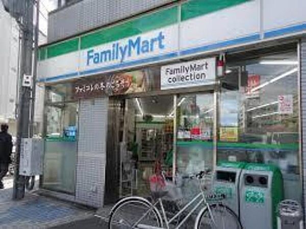 画像9:ファミリーマート新梅田店 220m