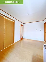 メゾンドーレIII 1階2DKのリビング/ダイニング