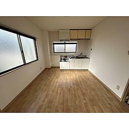 加藤マンション 3階2LDKのリビング/ダイニング