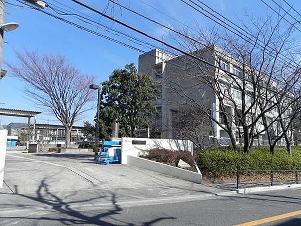 画像27:川崎市立白鳥中学校 1080m