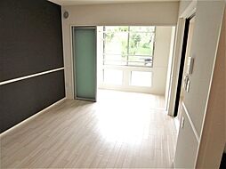 小田急小田原線 鶴川駅 バス19分 妙福寺下車 徒歩6分の賃貸アパート 1階2LDKのリビング/ダイニング