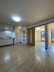 グランバニア聖徳II 103 1階2DKのリビング/ダイニング